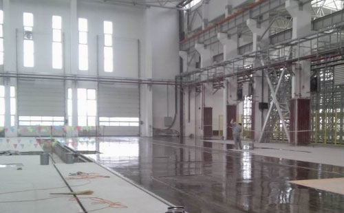 比如通用环氧地坪中涂